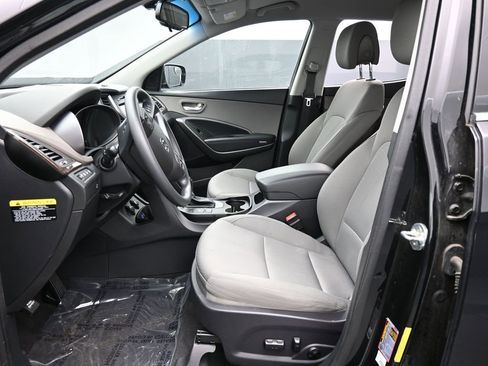 Used 2018 Hyundai Santa Fe Sport w/ 2.4L Value Package 02 image 33