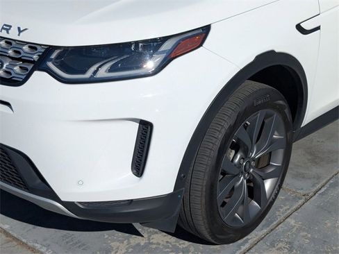 Used 2021 Land Rover Discovery Sport SE image 9