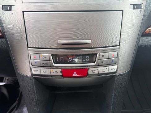 Used 2011 Subaru Legacy 2.5i Limited AWD/4WD image 25