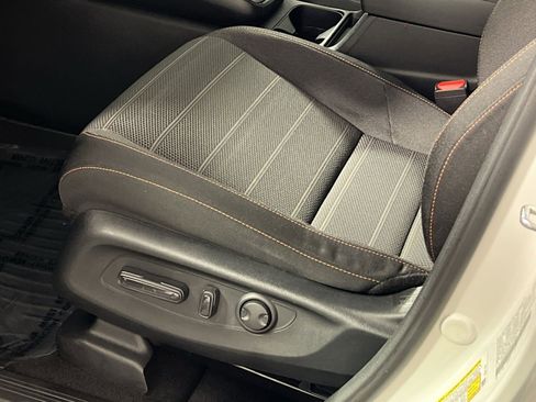Used 2024 Honda CR-V Sport image 15