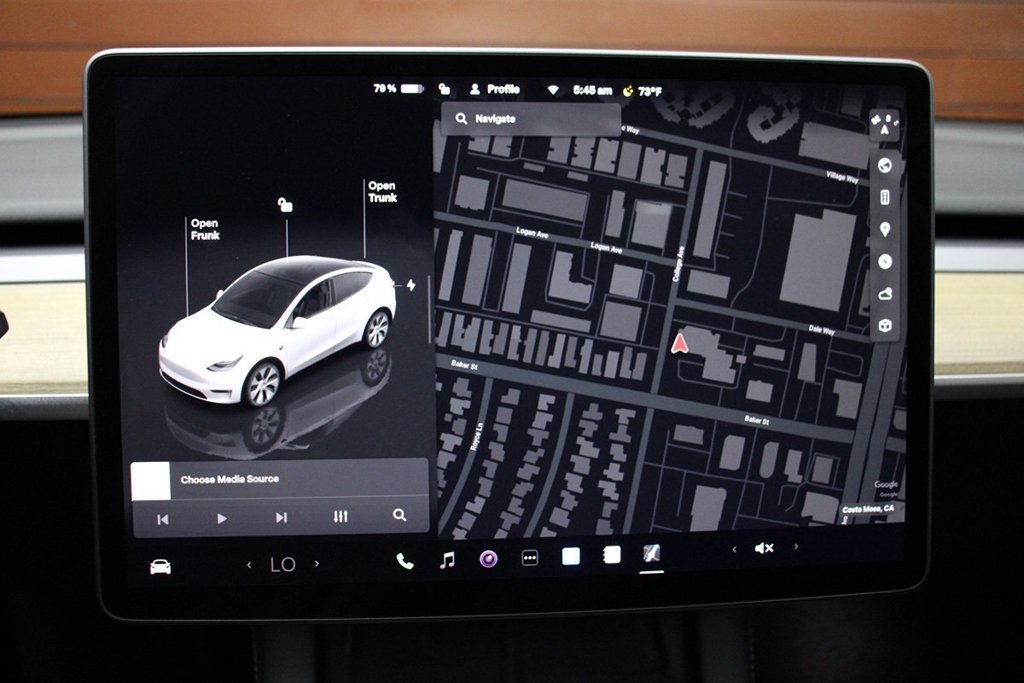 Used 2023 Tesla Model Y Long Range AWD/4WD image 24