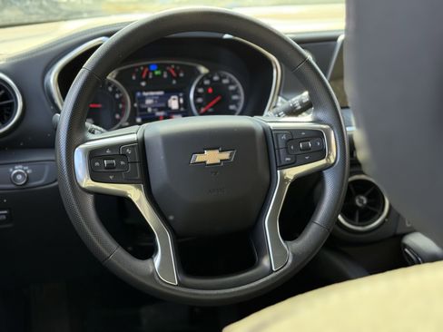 Used 2021 Chevrolet Blazer LT image 15