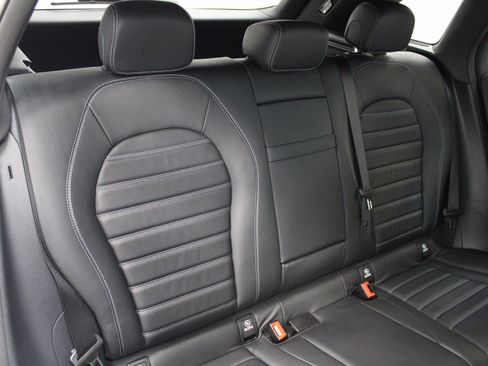 Used 2022 Mercedes-Benz GLC 300 4MATIC w/ Driver Assistance Package image 28