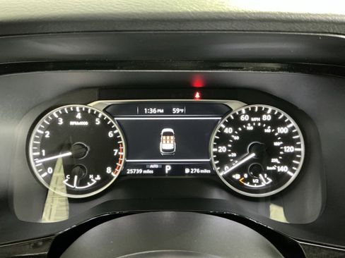 Used 2023 Nissan Pathfinder SV image 25