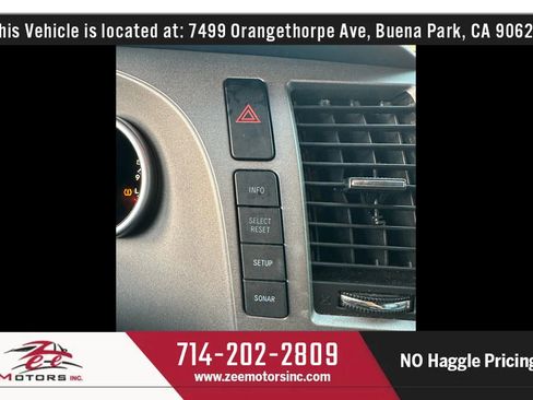 Used 2011 Toyota Sequoia Platinum image 38