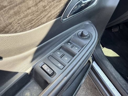Used 2015 Buick Encore Convenience FWD image 9