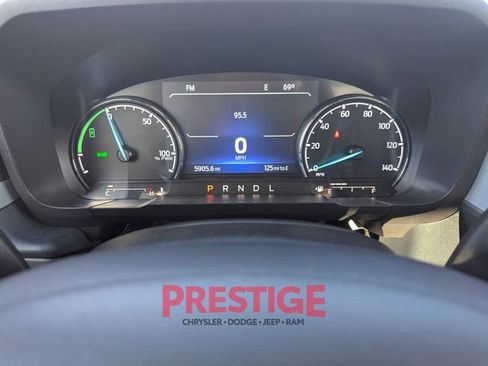 Used 2024 Ford Maverick Lariat image 13