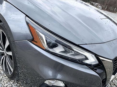 Used 2022 Nissan Altima 2.5 SR image 27