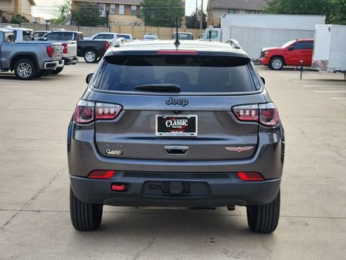 Used 2021 Jeep Compass Trailhawk AWD/4WD image 14