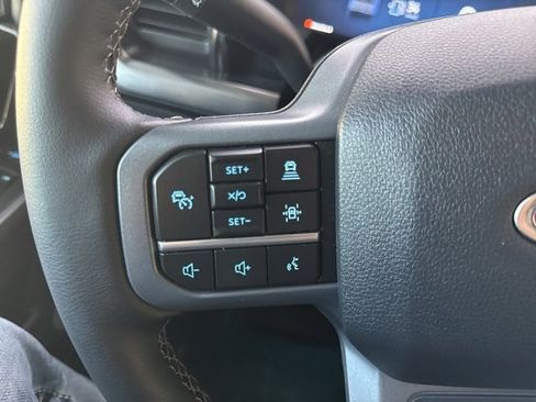 Used 2025 Ford F450 Lariat w/ Lariat Ultimate Package image 18