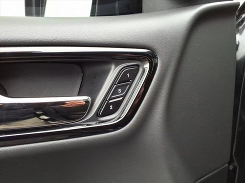 Certified 2023 Dodge Durango R/T image 8