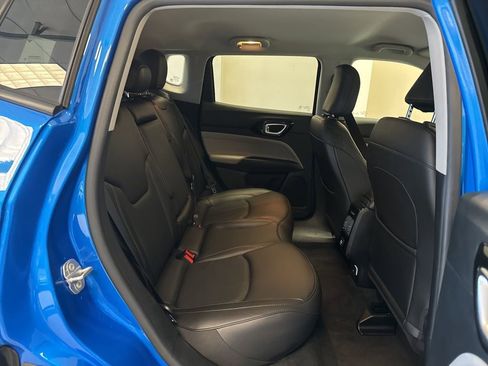 Used 2022 Jeep Compass Limited AWD/4WD image 29