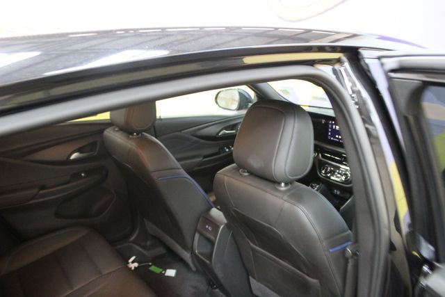 Used 2024 Buick Envista Sport Touring FWD image 12