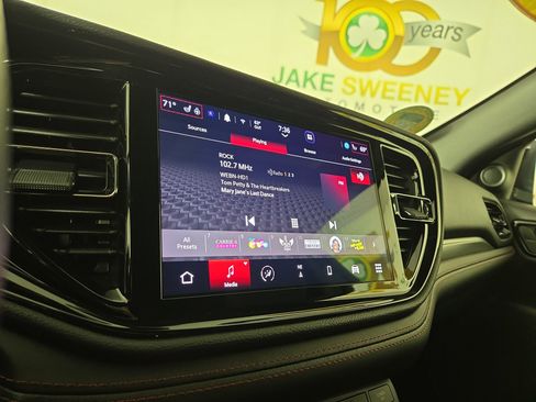 Used 2024 Dodge Durango R/T w/ Tow 'N Go Package image 20