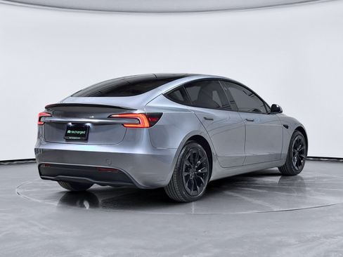 Used 2025 Tesla Model 3 Long Range AWD/4WD image 3
