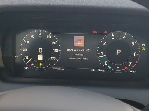 New 2026 Land Rover Discovery Sport Landmark AWD/4WD image 25