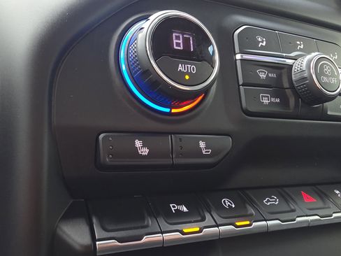 Used 2020 Chevrolet Silverado 1500 RST image 27