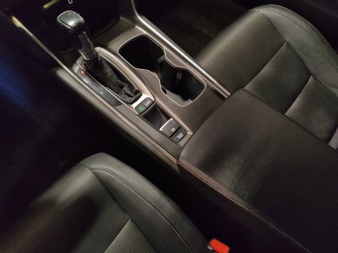 Used 2019 Honda Accord Sport image 26