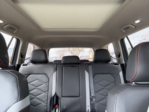 New 2026 Volkswagen Atlas Peak Edition image 41