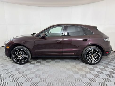 New 2026 Porsche Macan image 2