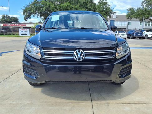 Used 2017 Volkswagen Tiguan Limited image 19