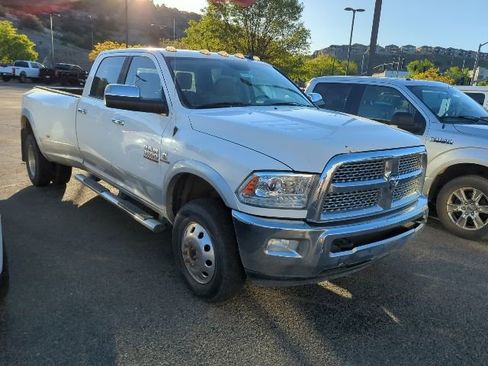 Used 2015 RAM 3500 Laramie AWD/4WD image 2