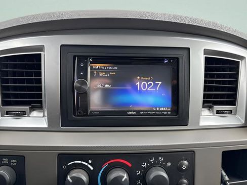 Used 2008 Dodge Ram 3500 Truck SXT w/ Navigation Convenience Group image 16