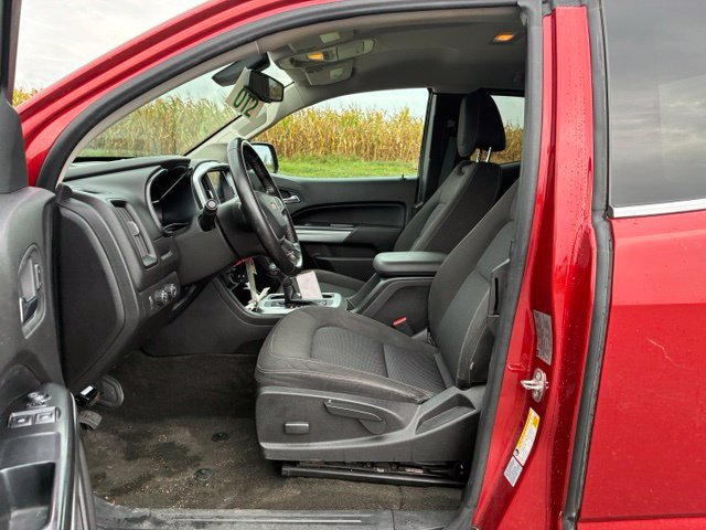 Used 2015 Chevrolet Colorado LT w/ LT Convenience Package AWD/4WD image 9