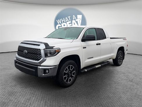 Used 2020 Toyota Tundra SR5 w/ TRD Off-Road Package image 8