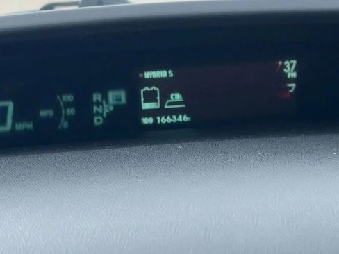 Used 2015 Toyota Prius Two FWD image 15