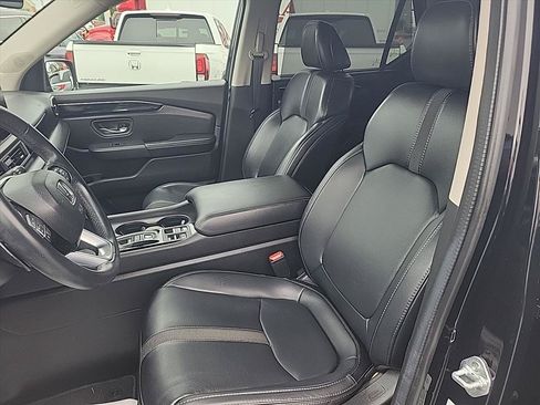 Used 2023 Honda Pilot EX-L image 14