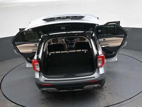 Used 2021 Ford Explorer Limited w/ Equipment Group 301A image 46