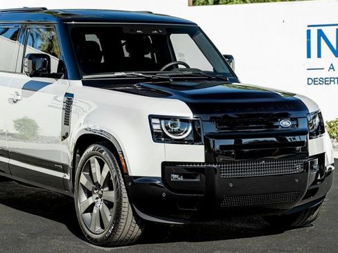 Certified 2026 Land Rover Defender 110 X AWD/4WD image 5