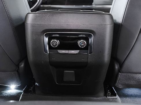 Used 2025 Chevrolet Tahoe LT image 35