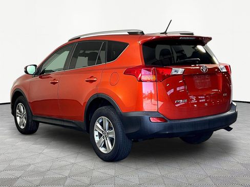 Used 2015 Toyota RAV4 XLE FWD image 4