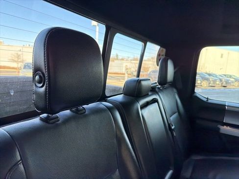 Used 2015 Ford F150 Lariat image 7