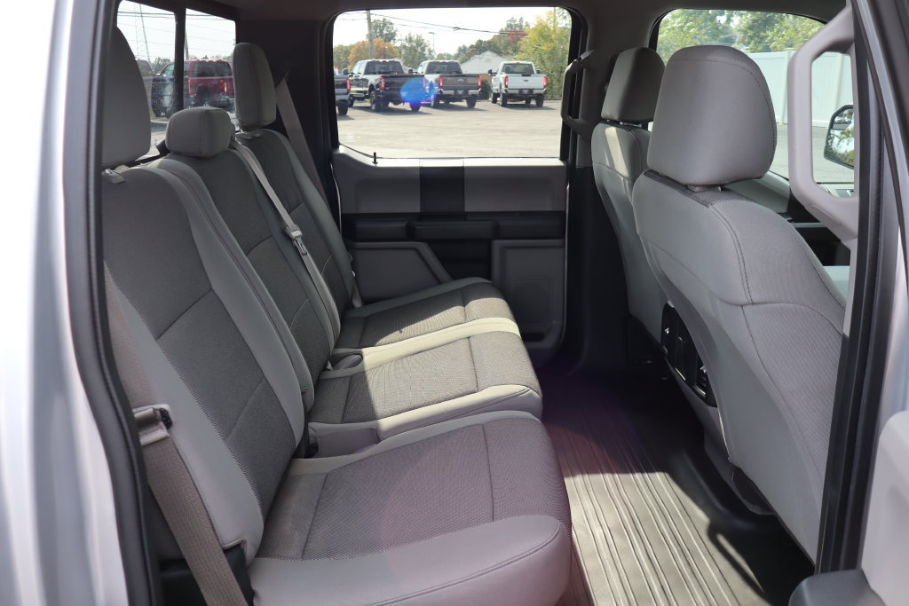 Used 2015 Ford F150 XL w/ Equipment Group 101A Mid AWD/4WD image 32