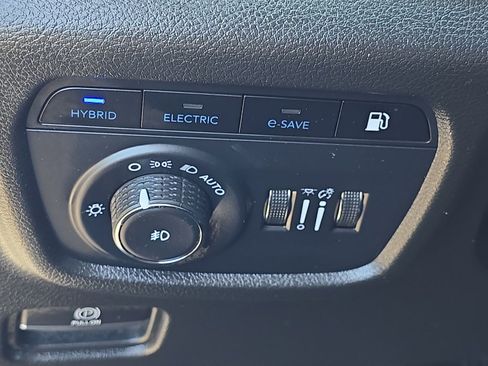 Used 2023 Jeep Grand Cherokee 30th Anniversary image 26