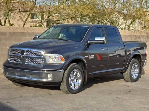 Used 2016 RAM 1500 Laramie w/ Convenience Group image 5