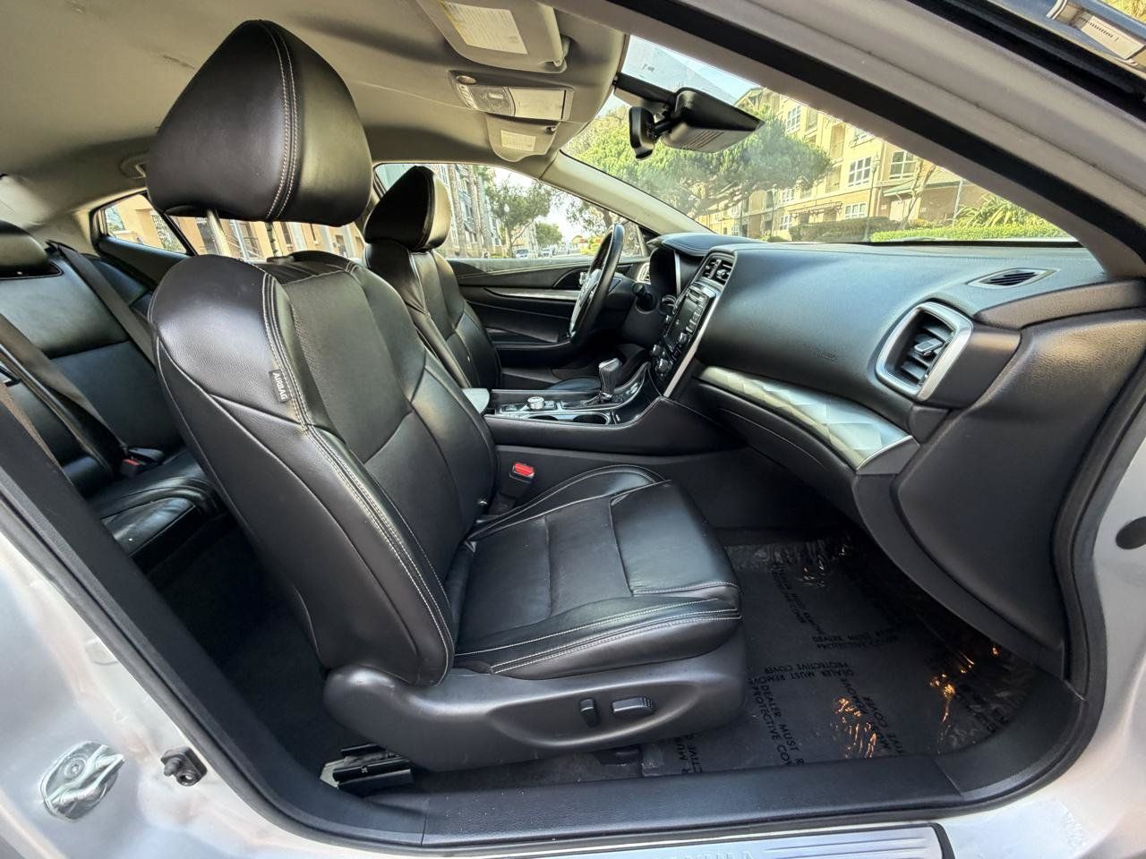 Used 2022 Nissan Maxima SV w/ Floor Mat Group FWD image 45