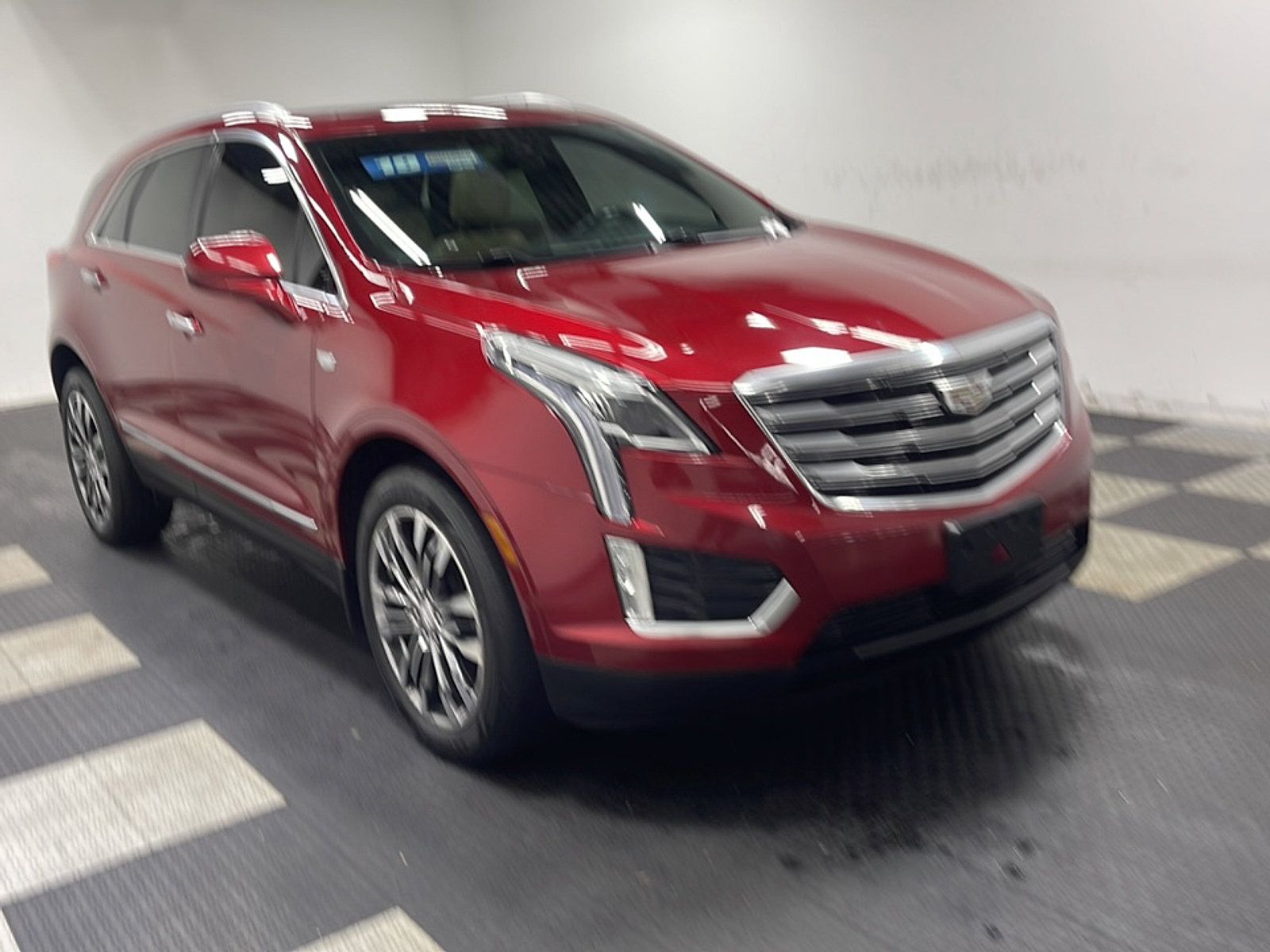 Used 2019 Cadillac XT5 Premium Luxury FWD image 23