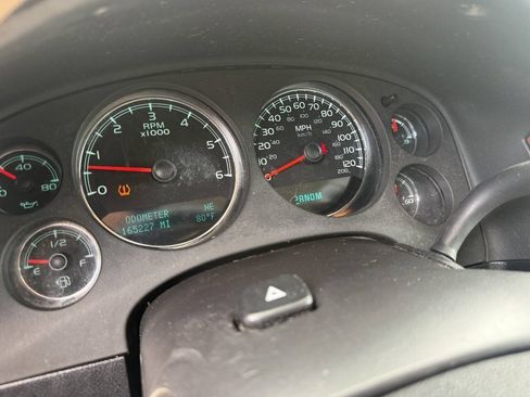 Used 2012 Chevrolet Avalanche LT w/ All-Star Edition RWD image 25