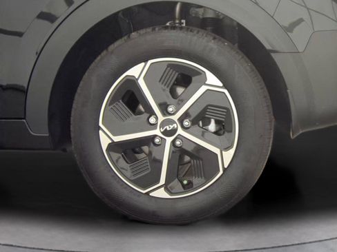 Certified 2025 Kia Niro EX w/ EX Cold Weather Package FWD image 27