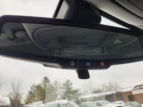 Used 2020 Chevrolet Tahoe 4WD w/ Remote Keyless Entry Package image 42