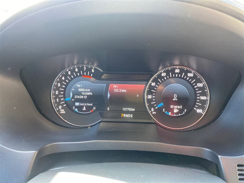 Used 2016 Ford Explorer Platinum image 27