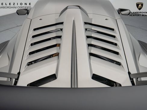 Used 2023 Lamborghini Huracan STO RWD image 18