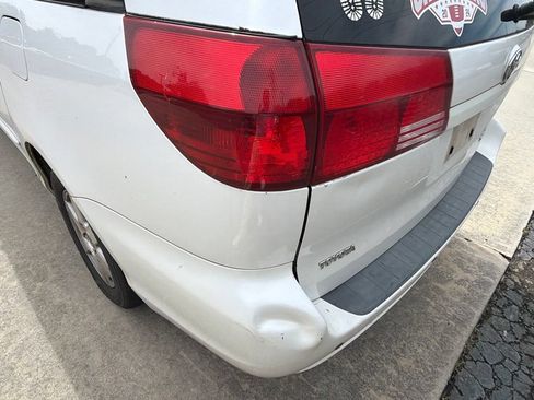 Used 2004 Toyota Sienna XLE FWD image 10