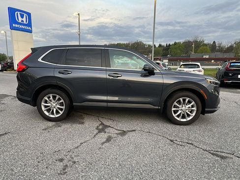 Used 2024 Honda CR-V EX-L image 3