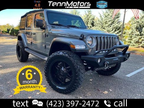 Used 2018 Jeep Wrangler Unlimited Sahara image 2