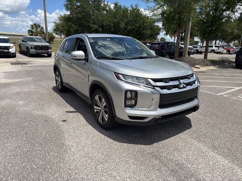 Used 2025 Mitsubishi Outlander Sport SE AWD/4WD image 7